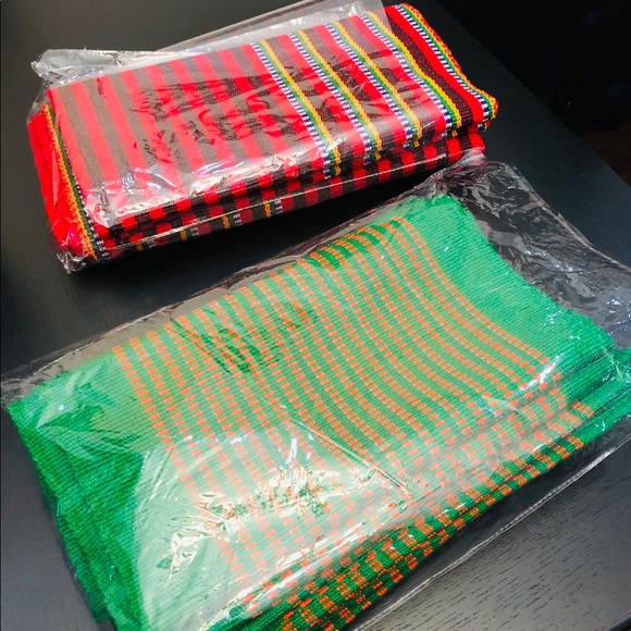 2 sets of Dinning Table Mats. - Picture 11 of 13